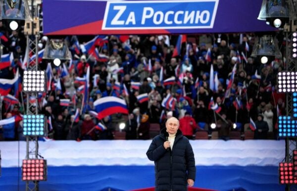 Putin vows Russia will prevail in Ukraine but glitch hinders TV