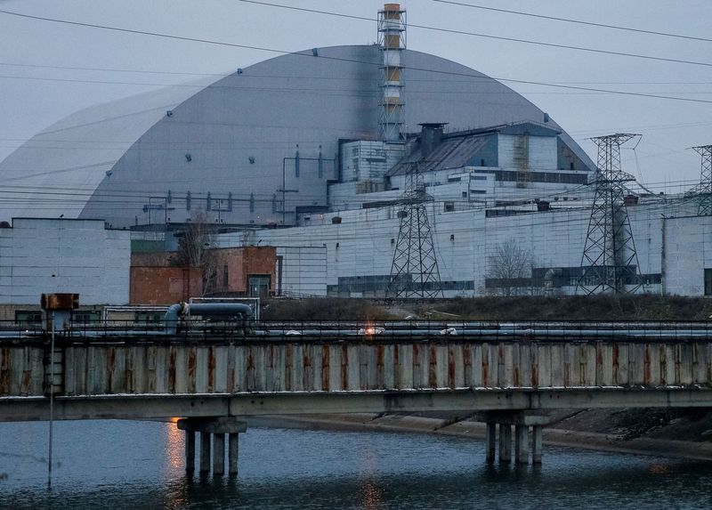 All Chernobyl staff who wanted to leave are out, U.N. nuclear watchdog says