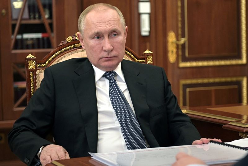 Russia looks for new baby food packaging suppliers as sanctions bite