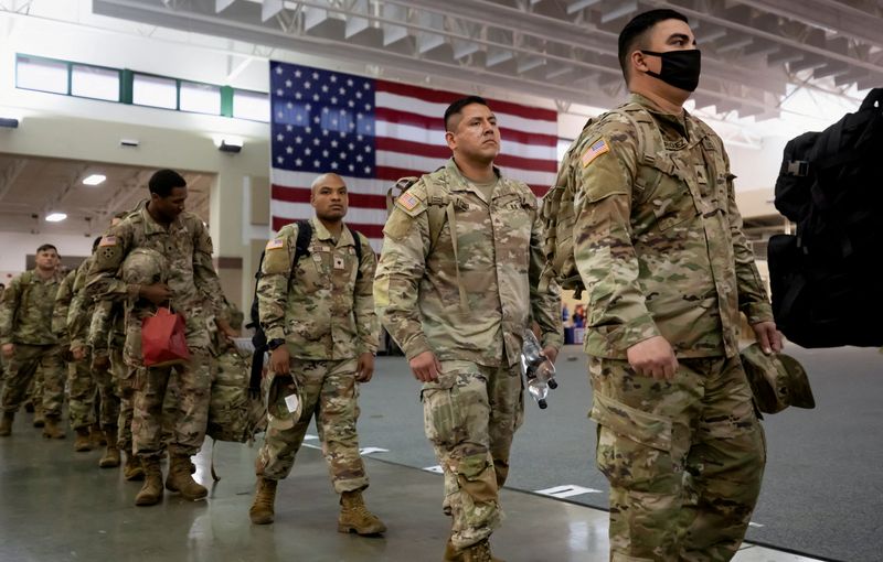 US Army Abandons Recruitment Goals, But Not Its Woke Policies