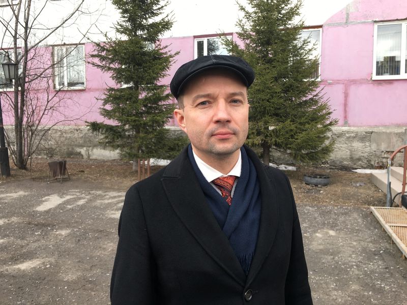 Russia's Jehovah's Witnesses caught up in "extremist" law