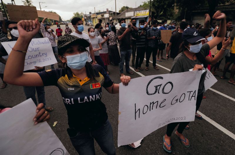Protesters in Sri Lanka defy curfew, police fire tear gas at students