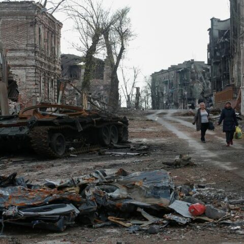 Ukraine blames russia after mariupol humanitarian corridor fails on sunday - photo licensed by shore news network.