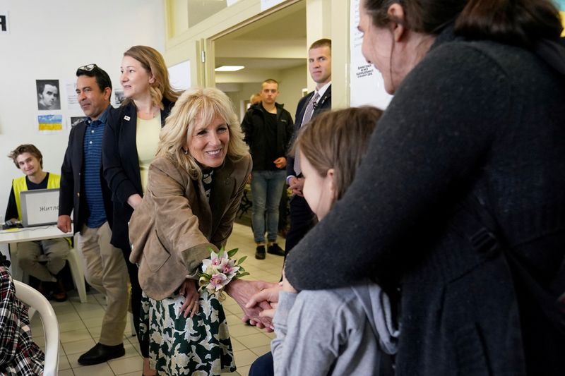 Jill Biden meets Ukraine refugees, volunteers in Slovakia