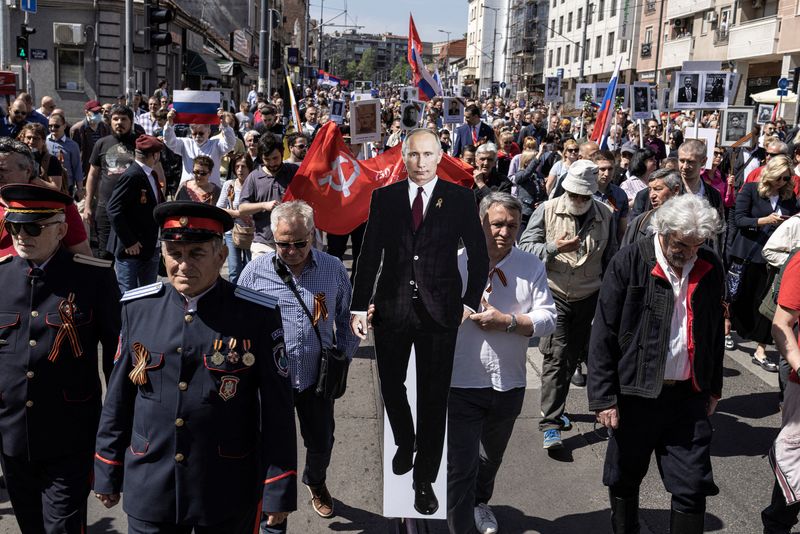 Russian anthem played as Serbia, torn between EU and Moscow, marks WWII end