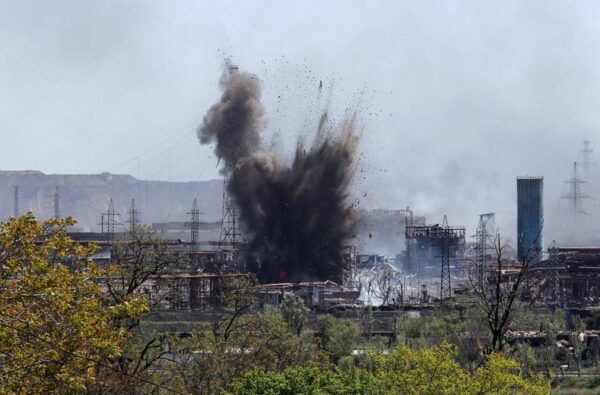 Ukraine pushes russian forces back, restricts gas flow to europe