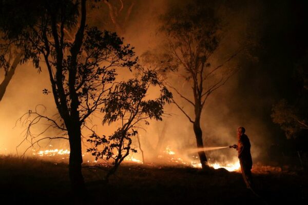After fires and floods, climate-conscious independents could determine australian election