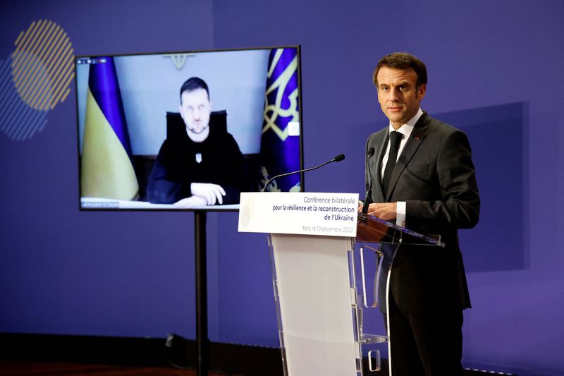 France to send Ukraine light combat vehicles, Kyiv wants tanks from allies