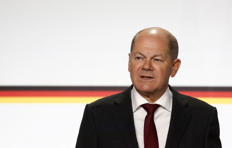 Germany to send Leopard tanks to Ukraine - source