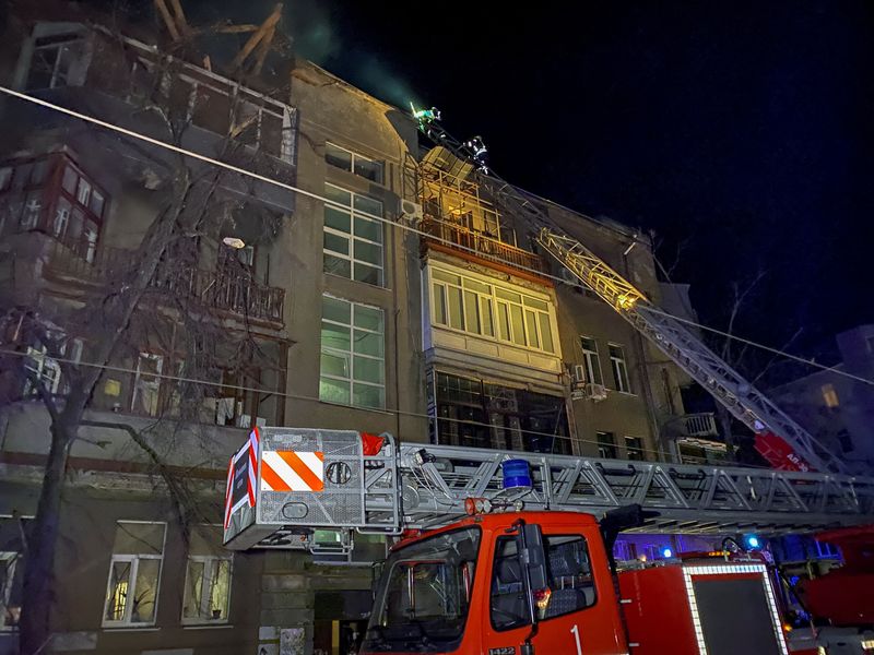 Missile hits dwelling in Ukraine's Kharkiv: 1 dead, 3 injured