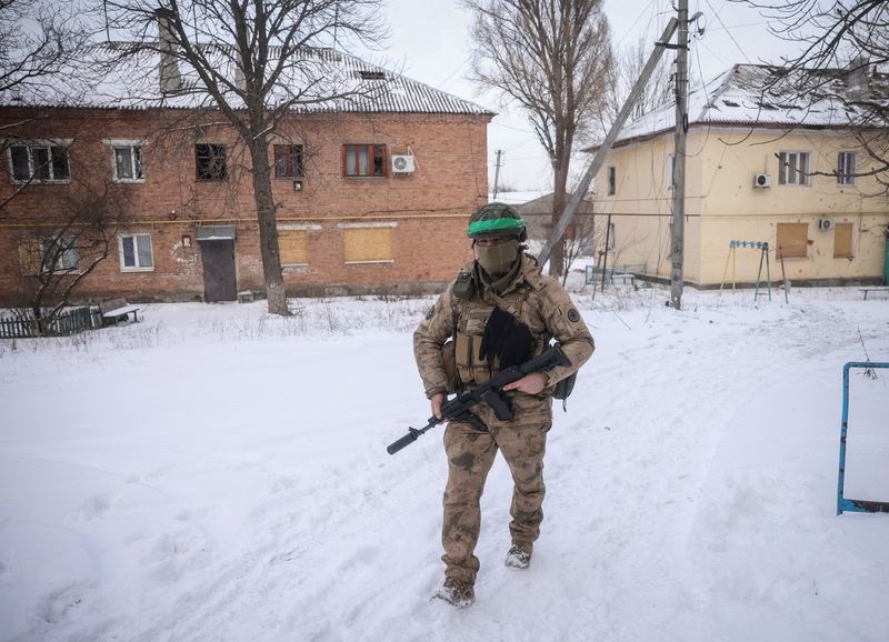 Ukraine troops prepare for threat of Russia capturing Bakhmut