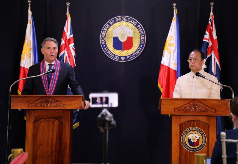Australia, Philippines discuss joint South China Sea patrols