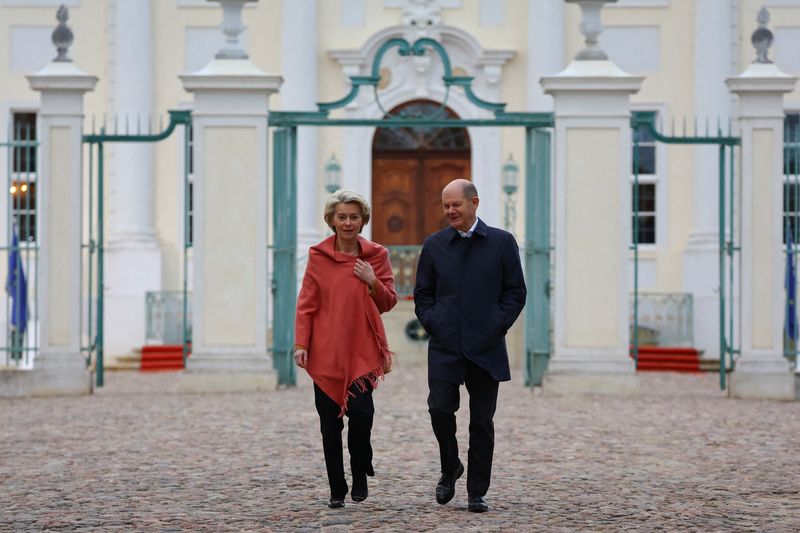 EU's von der Leyen says she will tackle US green subsidies, overcome e-fuels impasse
