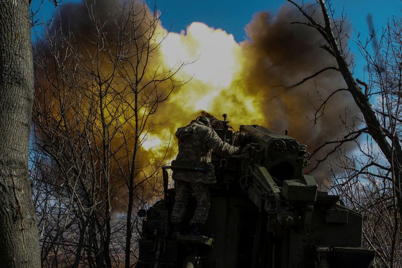 Kyiv says forces fighting on in 'utter hell' of Bakhmut battle