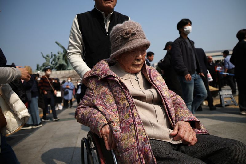 Forced labour victims protest in wheelchairs, reject S.Korea deal on Japan