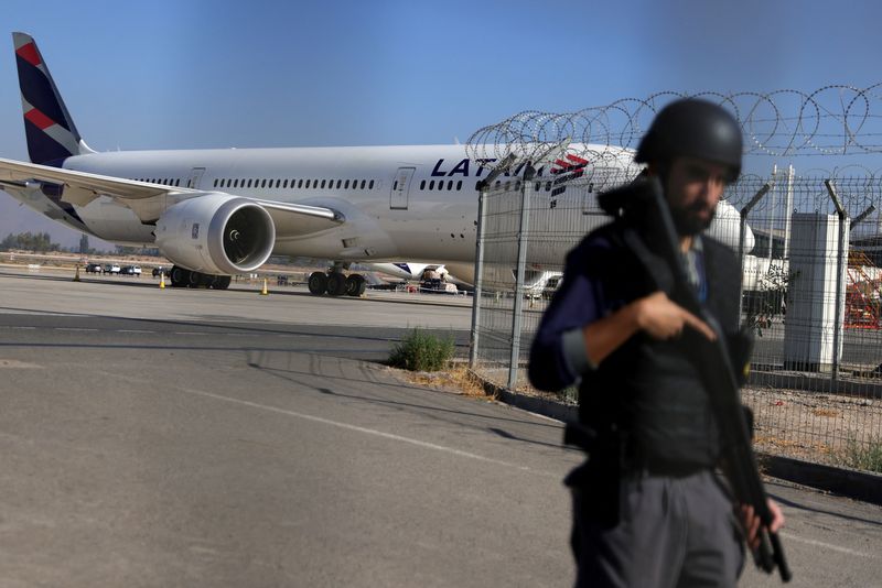 Foiled multimillion dollar airport heist leaves two dead in Chile