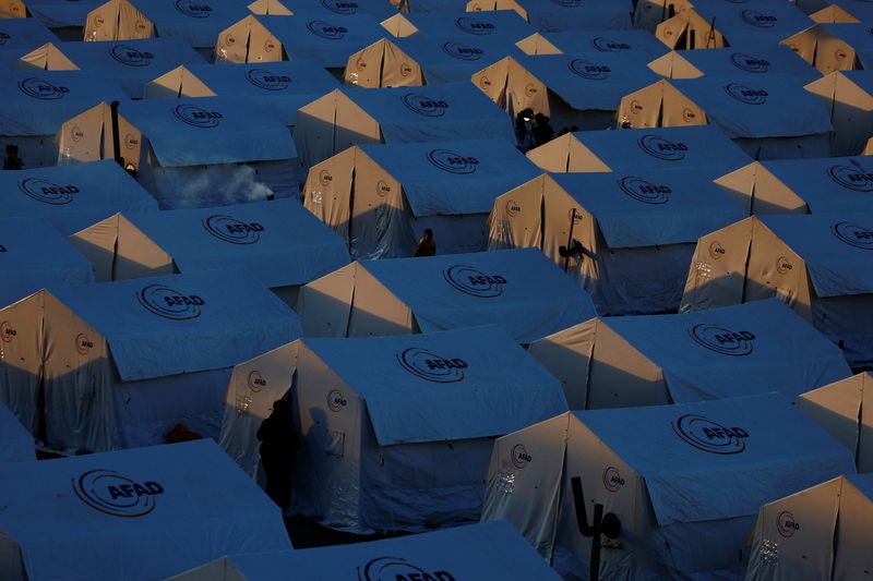 Turkey's quake toll tops 48,000 as govt races to build container cities