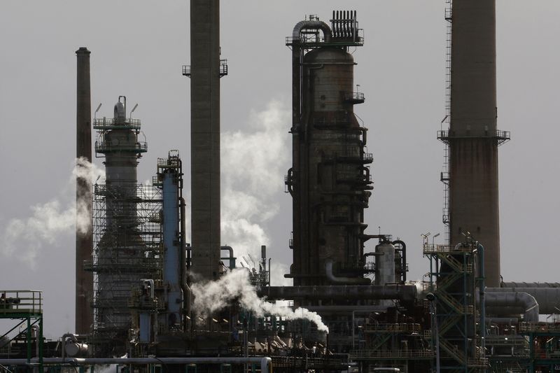 Strikes roiling French power sector cause fuel shortages