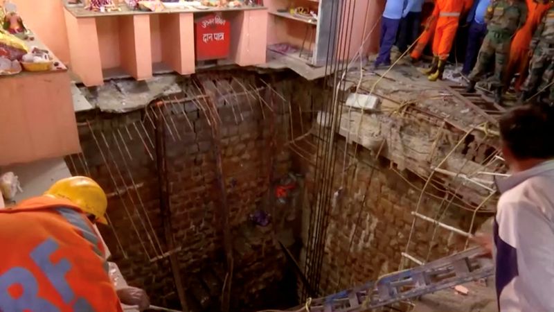 Thirty-six dead, 16 hurt in India after roof collapse at temple