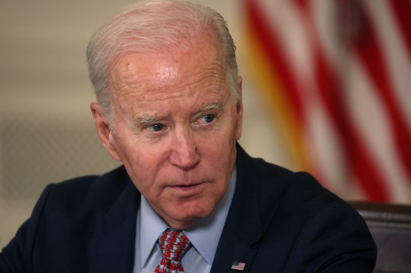 Bipartisan Lawmakers Demand Biden DHS Improve Crackdown On Uyghur Slave Labor