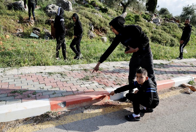 Israel halts Jewish visits to Al-Aqsa, says gunmen shot dead