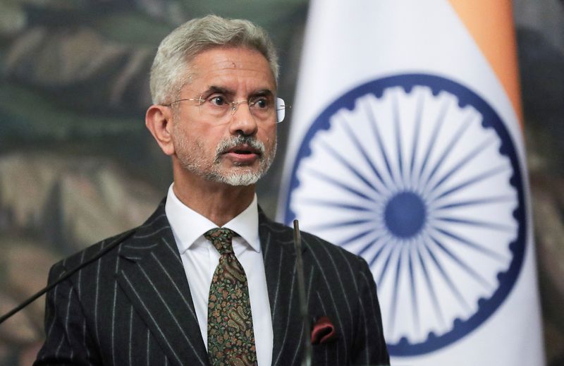 India, Russia talk free trade deal in step-up of relations