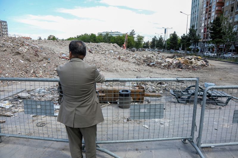 Appetite for change grows in Kurdish heartland as Turkish elections near