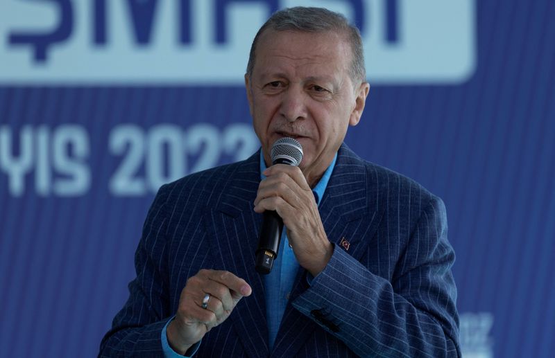 Turkey's Erdogan takes oath for new term as president