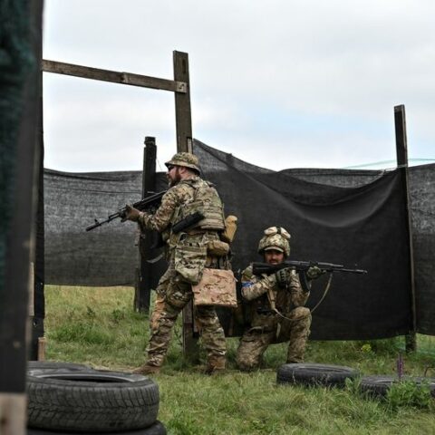 Us keeps up weapons shipments to ukraine with new $500 million package - photo licensed by shore news network.