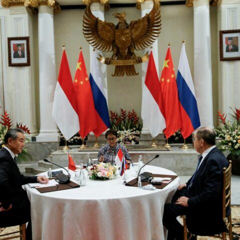 Top diplomat says china, asean pushing ahead with free trade area talks - photo licensed by shore news network.