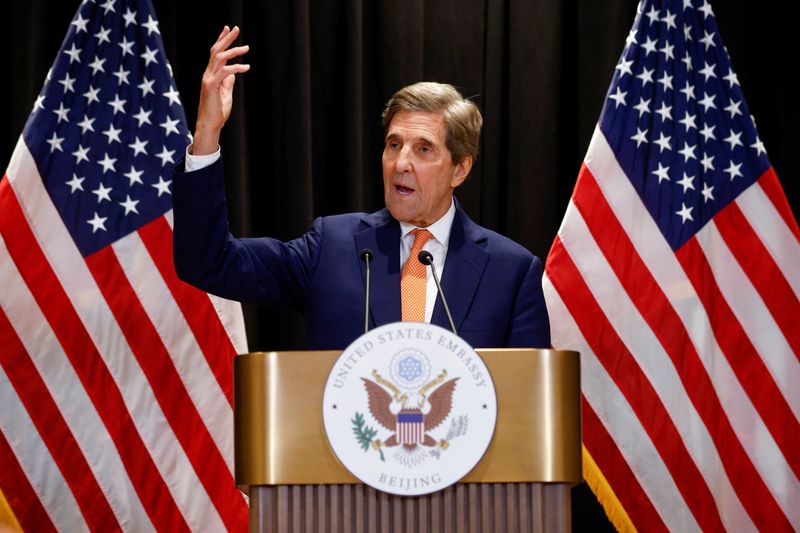 US, China to work 'intensively' on climate in weeks ahead - Kerry