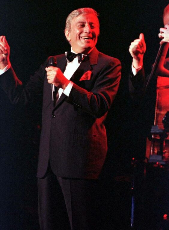 Factbox-Quotes by and about singer Tony Bennett