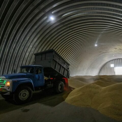 Us says working to identify alternative paths for ukraine grain exports - photo licensed by shore news network.
