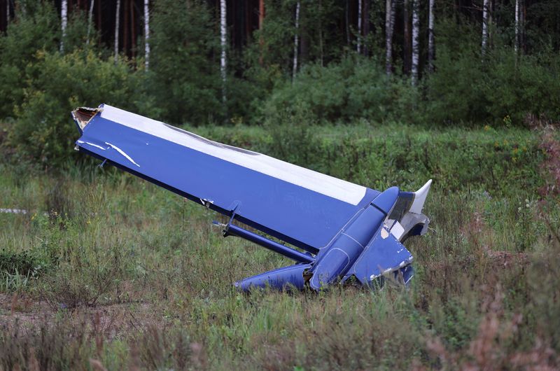 Villagers hear bang, then see Prigozhin plane plummet to the ground