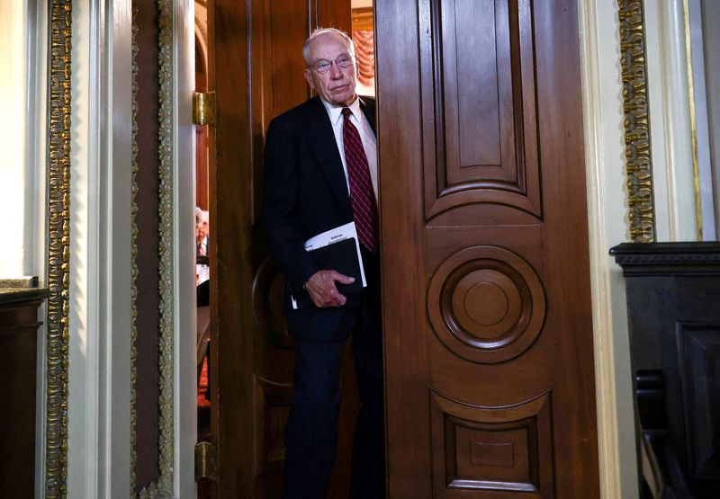 US officials ignored Mexican corruption for decades during drug war, Sen. Grassley says
