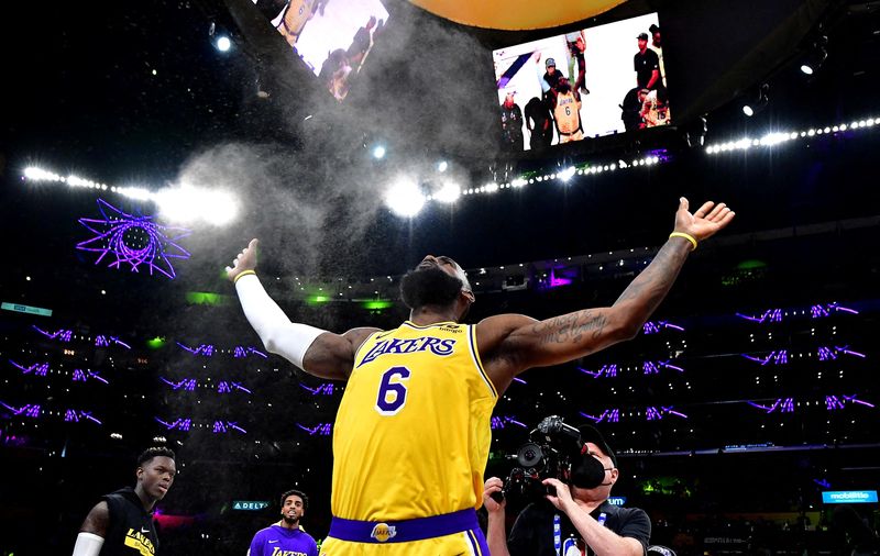 Olympics-LeBron interested in joining Team USA at 2024 Paris Games - reports