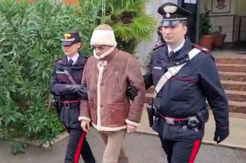 Italian Mafia boss Messina Denaro dies of cancer months after capture