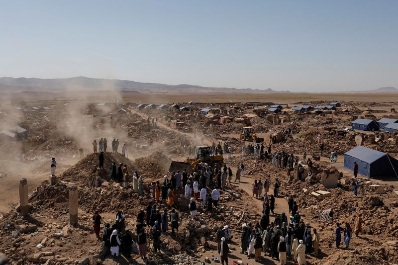 Rescue efforts wind down in quake-hit Afghanistan as villages bury dead