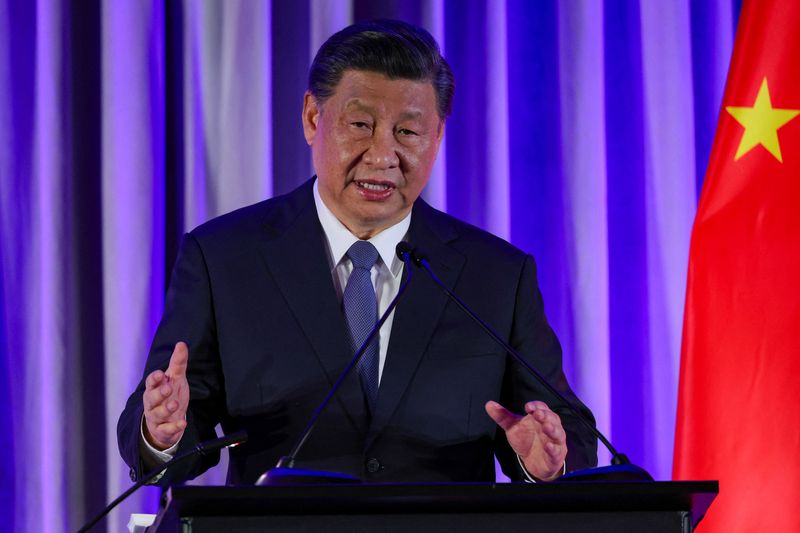 Dining with US firms at APEC, Xi says China is ready to be a partner