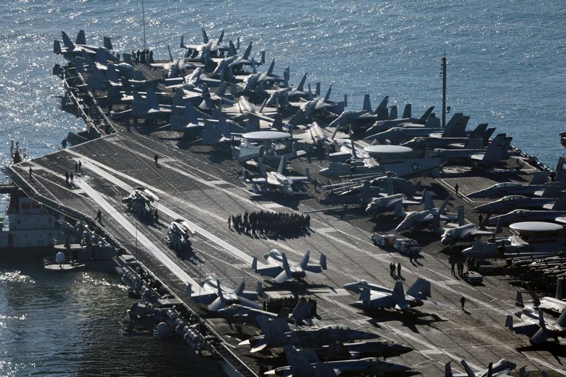 US aircraft carrier Carl Vinson arrives in South Korea port