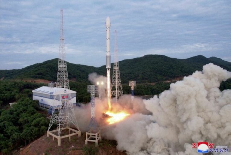 Rival koreas race to launch first spy satellites this month - photo licensed by shore news network.