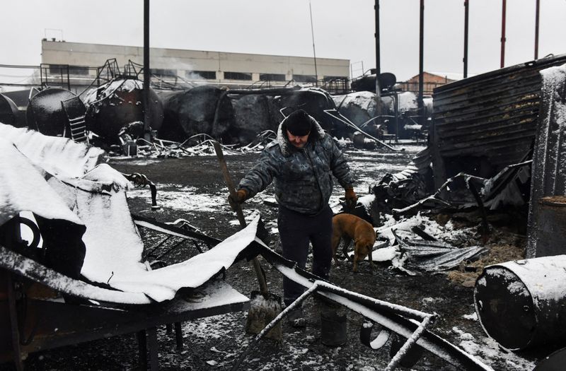 EU aims to grant Ukraine aid even if Hungary vetoes it at coming summit