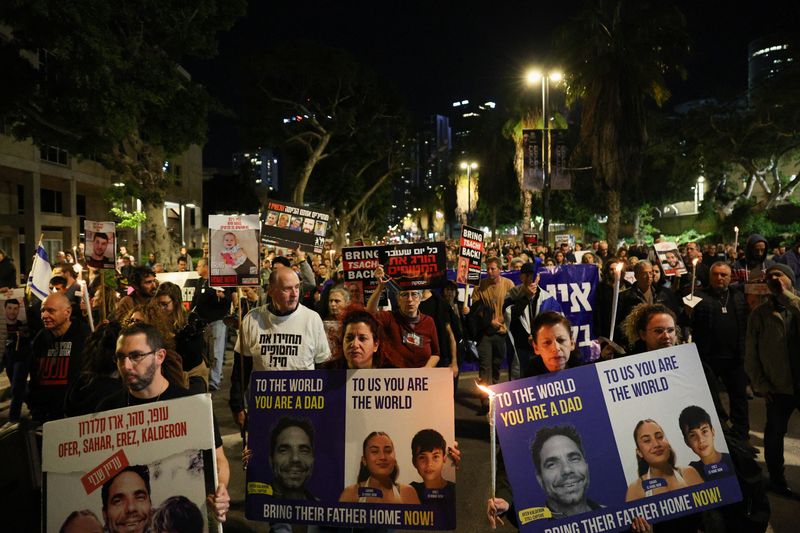 S.O.S. signs found on killed hostages hideout, Israeli military says