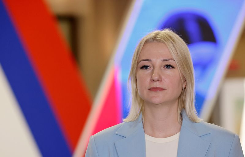Anti-war candidate Duntsova applies to run against Putin for Russian president