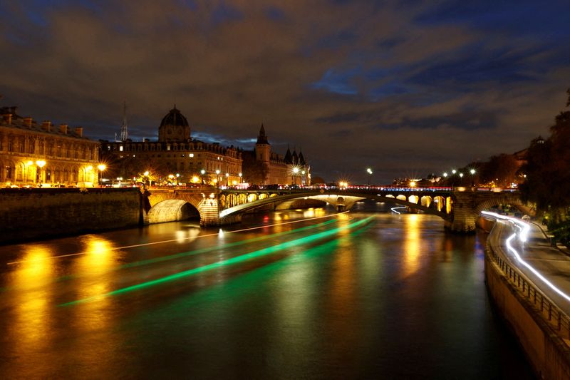 France prepared to change plans on 2024 Olympics opening based on security
