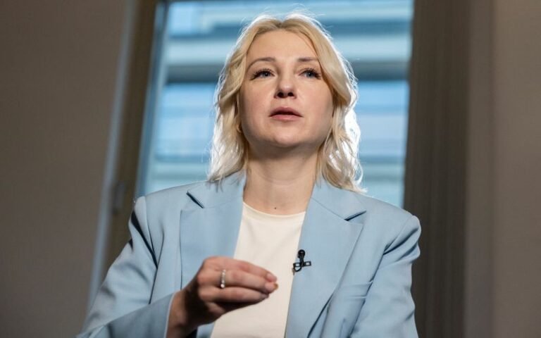 Anti-war candidate barred from running against putin lodges appeal - photo licensed by shore news network.