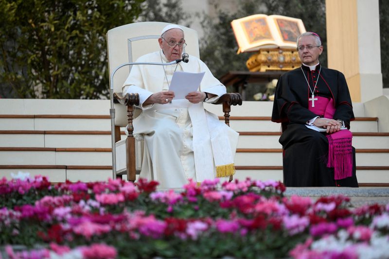 Pope says Nagorno-Karabakh experiencing a humanitarian crisis