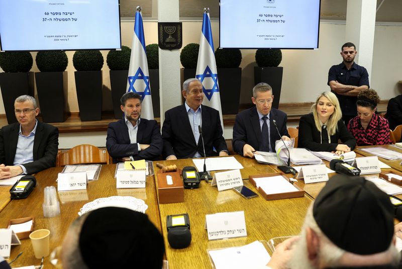 Israel cabinet set to vote on 2024 wartime budget, higher deficit