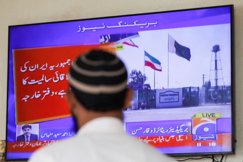 Pakistan fires retaliatory strike at Iran, stoking regional tension