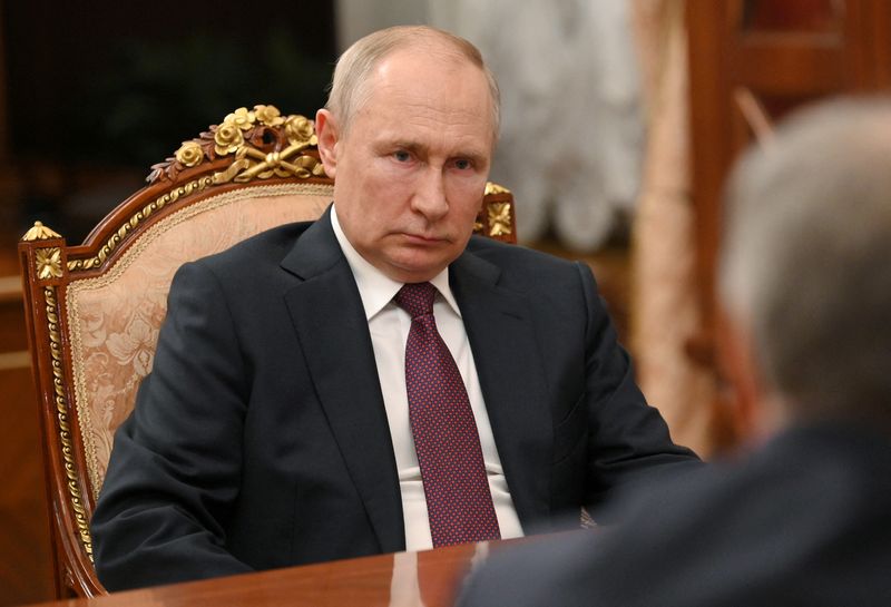 Kremlin denies report that Putin reaching out to US, might drop key demands on Ukraine